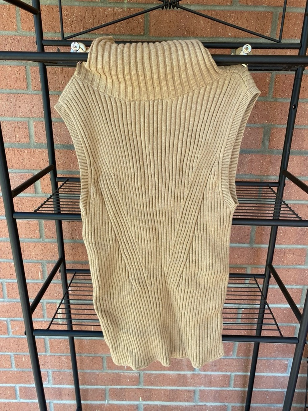 Lands' End Ribbed Sleeveless Turtleneck in Camel